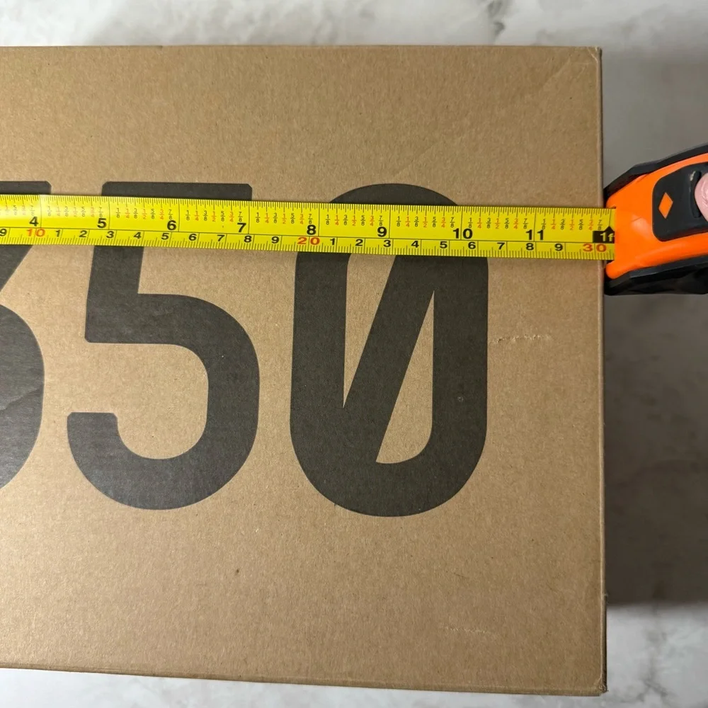 Yeezy | Empty 350 Shoe Box | F99710 | Brown/Black